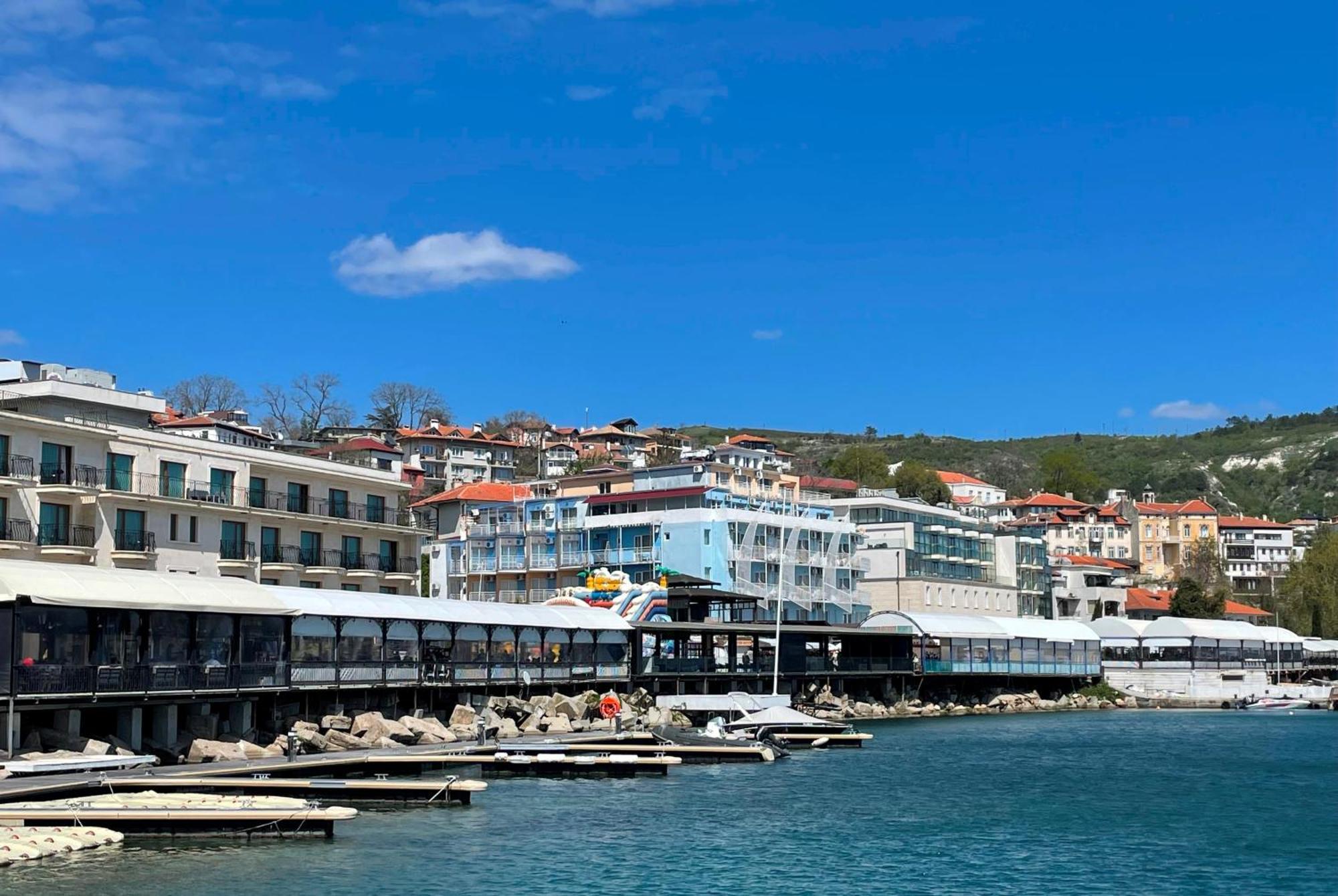 Lotos Hotel Balchik Exterior photo