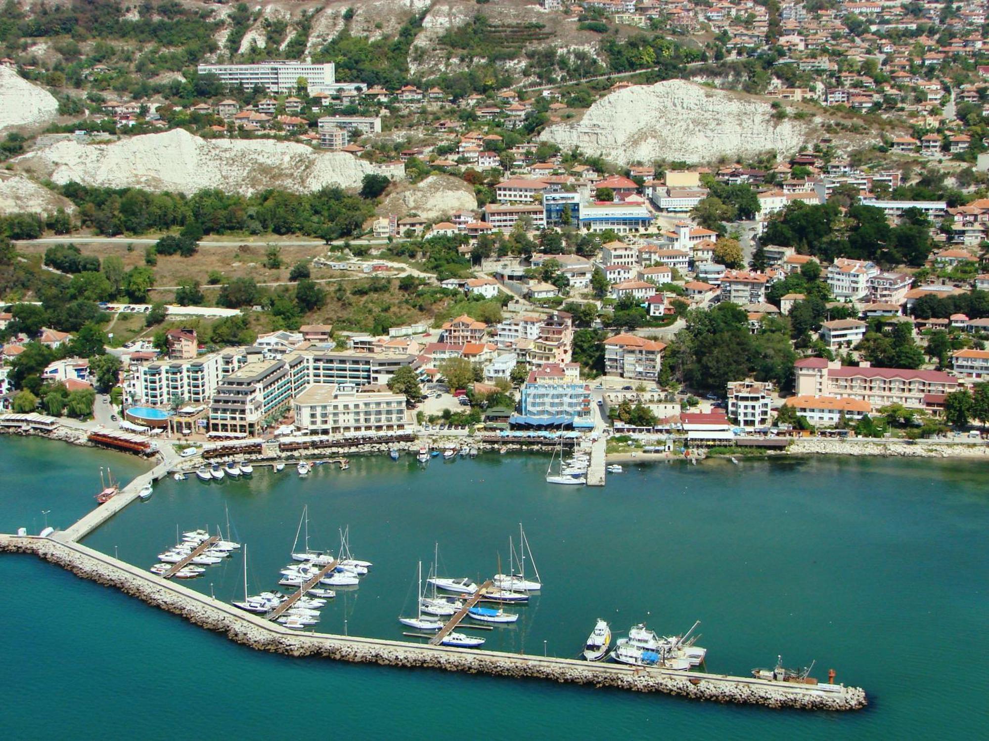 Lotos Hotel Balchik Exterior photo