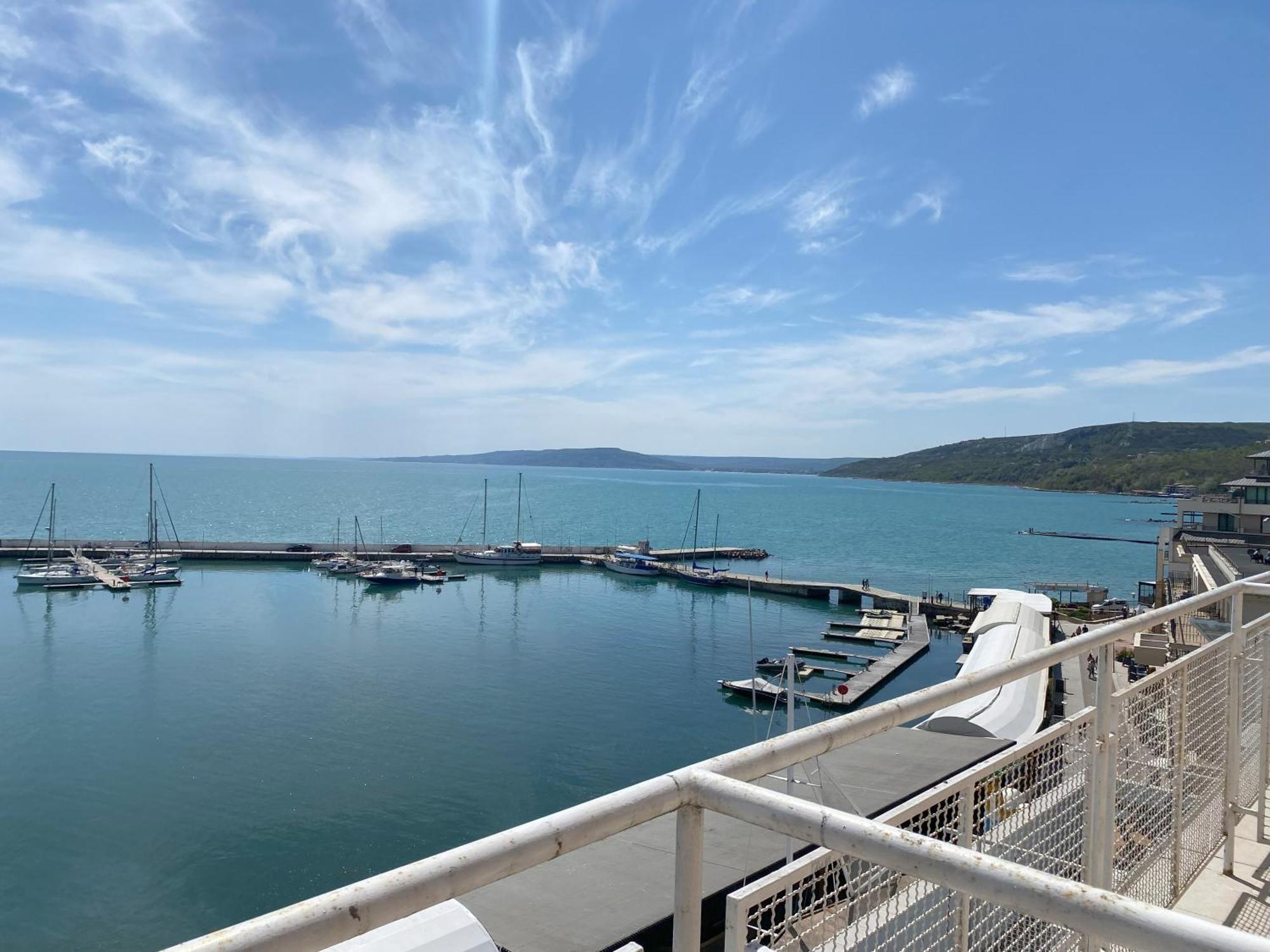 Lotos Hotel Balchik Exterior photo