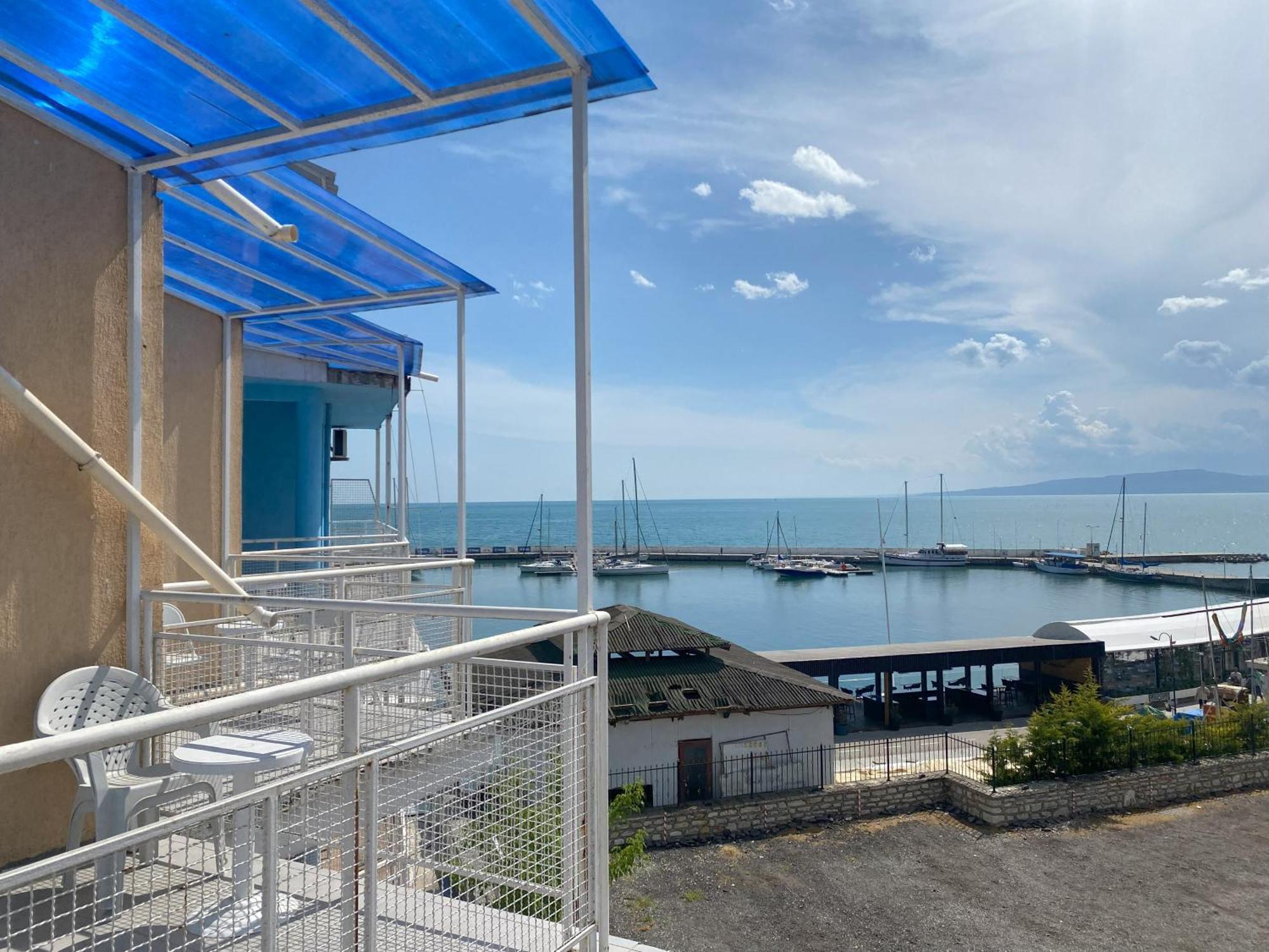 Lotos Hotel Balchik Exterior photo